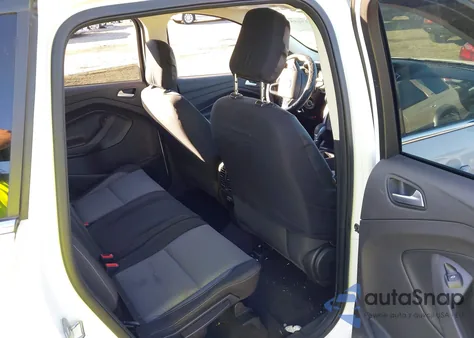 2018 Ford Escape Se из США, поврежденный, VIN 1FMCU9GD7JUC68368